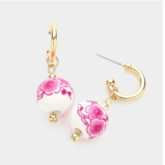 NWT Floral Printed Ceramic Ball Dangle Earrings - Picture 1 of 1